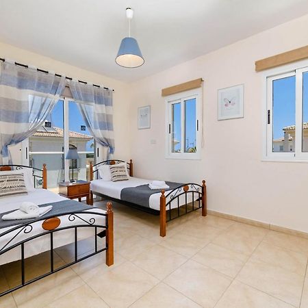 Blue Water Bay Villas Παραλίμνι Εξωτερικό φωτογραφία
