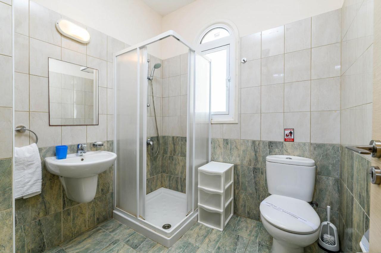 Blue Water Bay Villas Παραλίμνι Εξωτερικό φωτογραφία