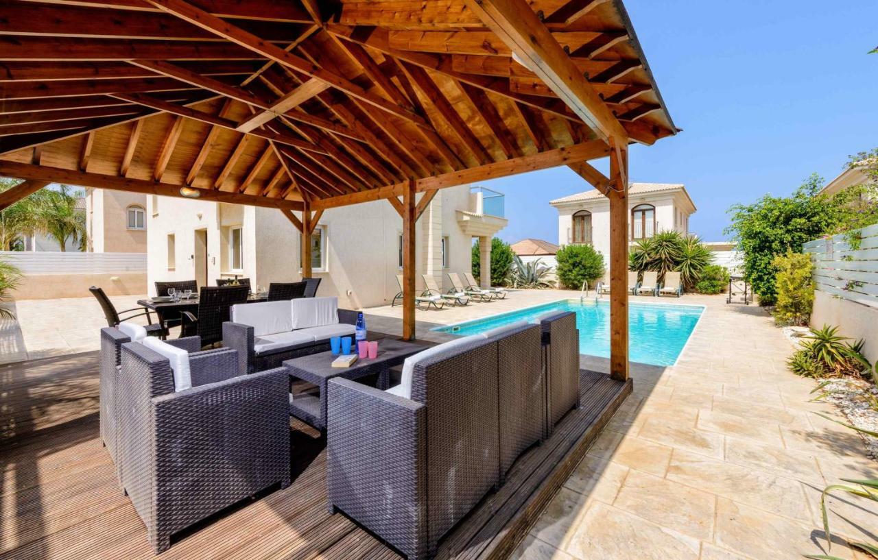 Blue Water Bay Villas Παραλίμνι Εξωτερικό φωτογραφία